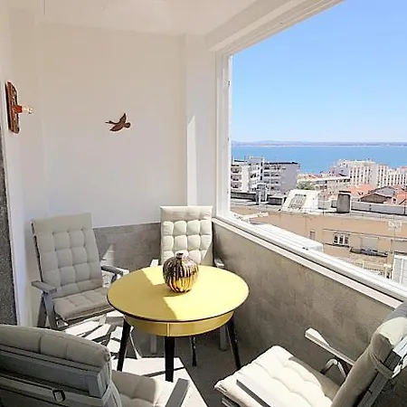 Panteao - Altstadt Apartment *